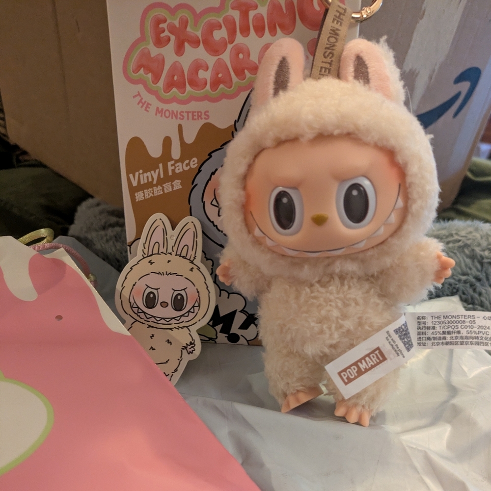 Authentic LABUBU Exciting Macaron "Soymilk"